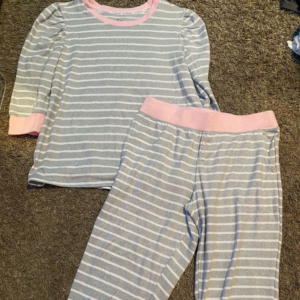 Cuddl Duds Gray and White Striped PJs